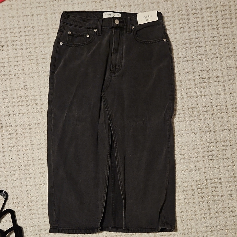 Abercrombie & Fitch High Rise Black Denim Skirt